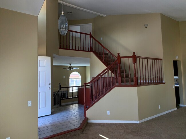 Building Photo - 3913 Carver Rd