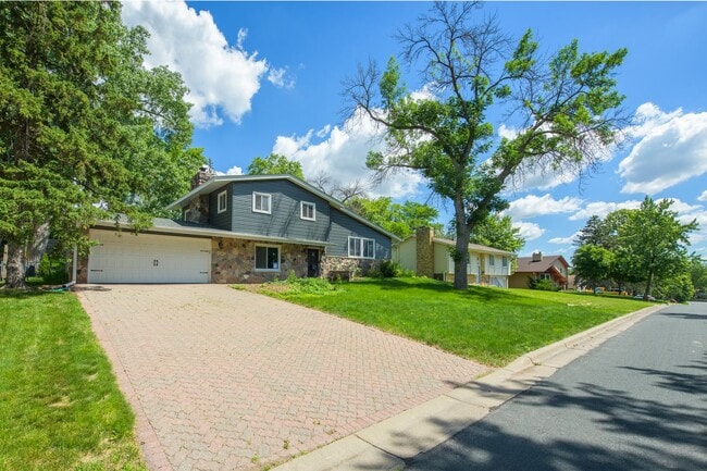 Building Photo - Rare 3 bed 3 bath home in new hope!!!
