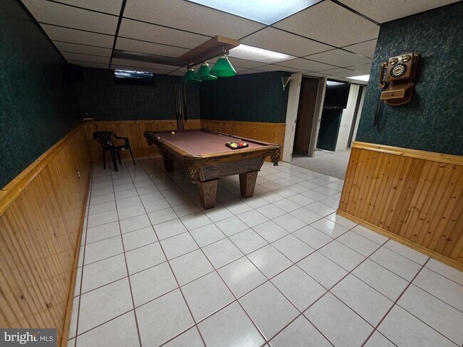 Building Photo - 1 Radcliff Ct