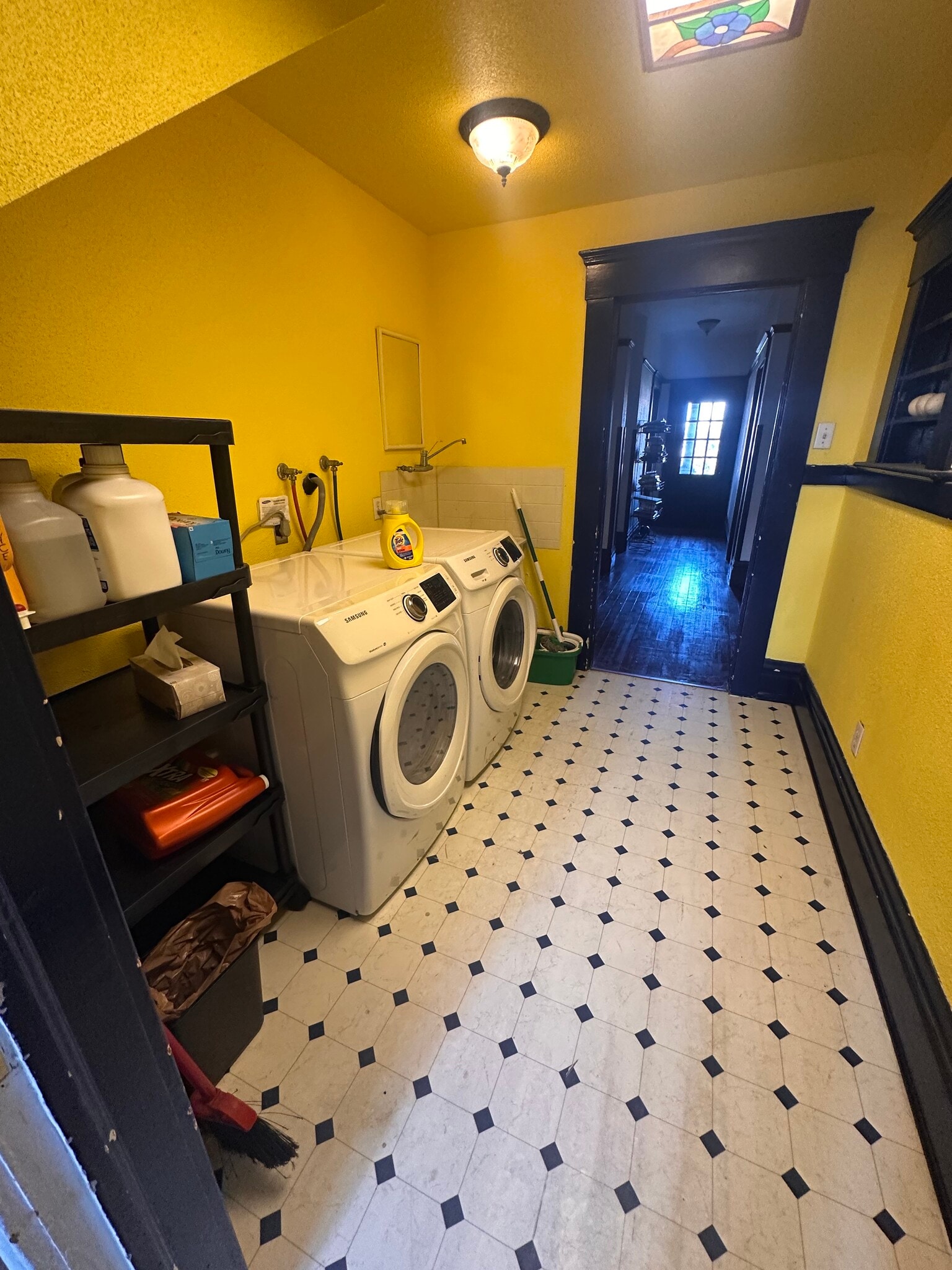 Building Photo - 847 Linden Ave