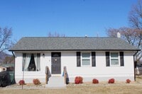 Building Photo - 1425 Deacon St