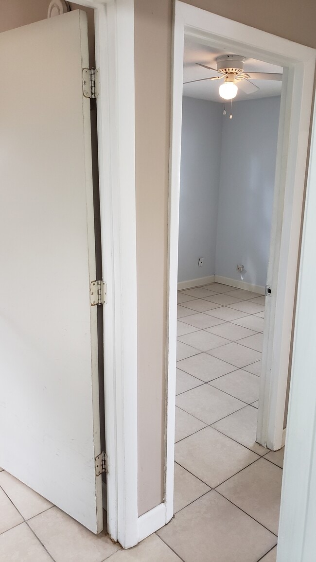 Building Photo - 1309 Union St