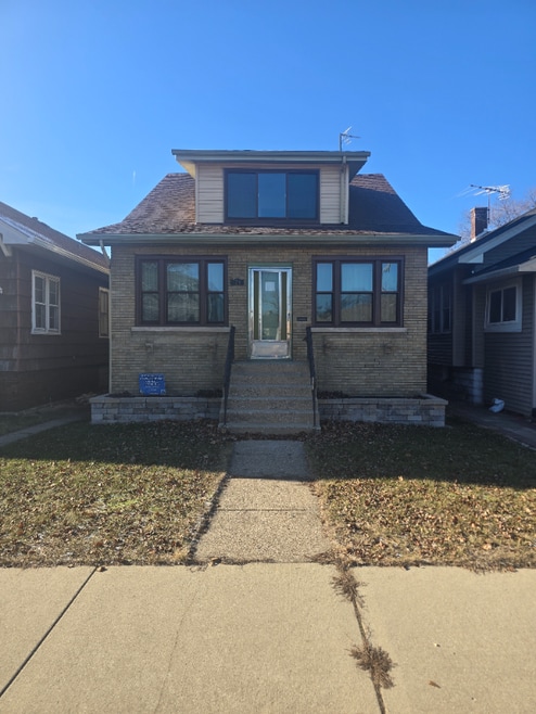 Building Photo - 1718 Lake Ave