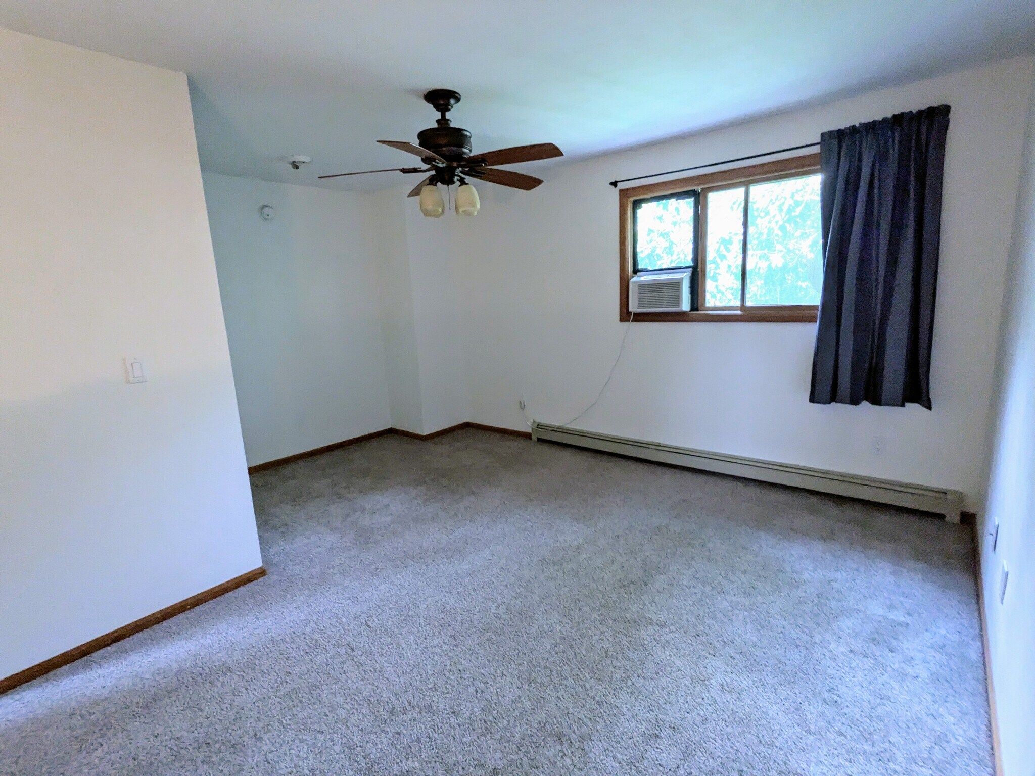 Building Photo - 3114 Bell Dr