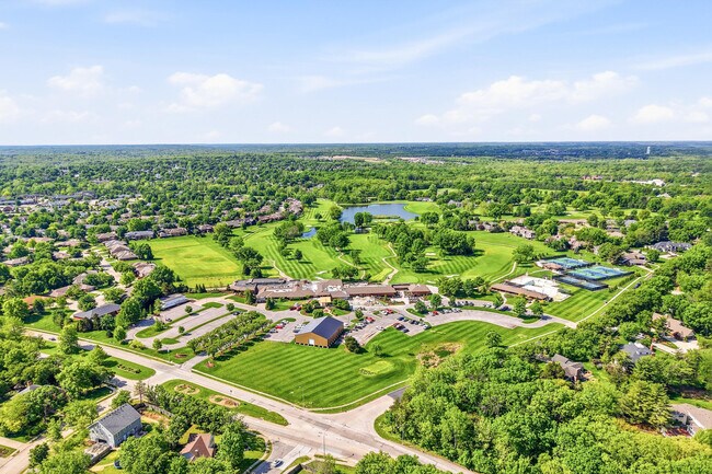 Building Photo - 4403 Glen Eagle Dr