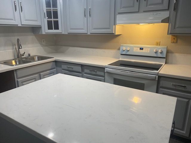 Building Photo - 6832 Trovita Way
