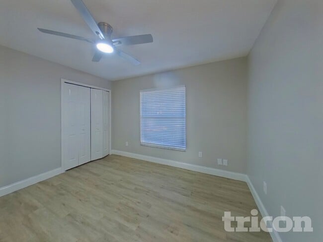 Building Photo - 4921 Simmons Rd