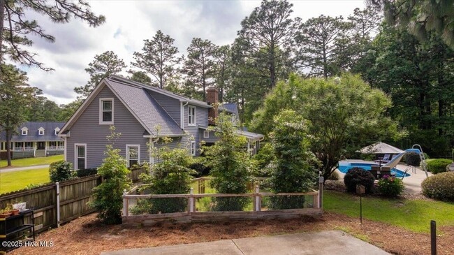 Building Photo - 209 Lazar Ln