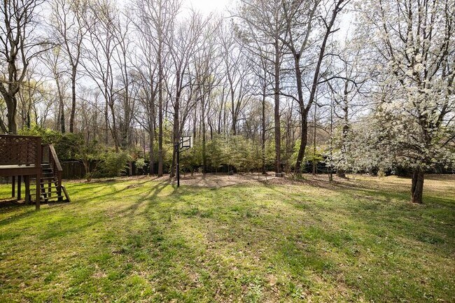 Building Photo - 110 Breckenridge Ln