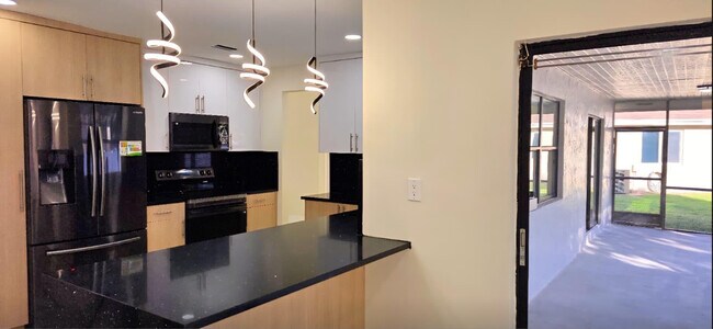 Building Photo - 11516 SW 54th St