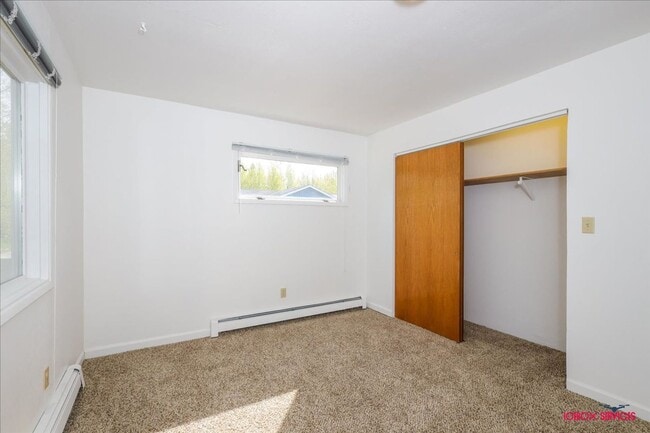 Building Photo - 2BD | 2BA Nestled on a Cul-De-Sac
