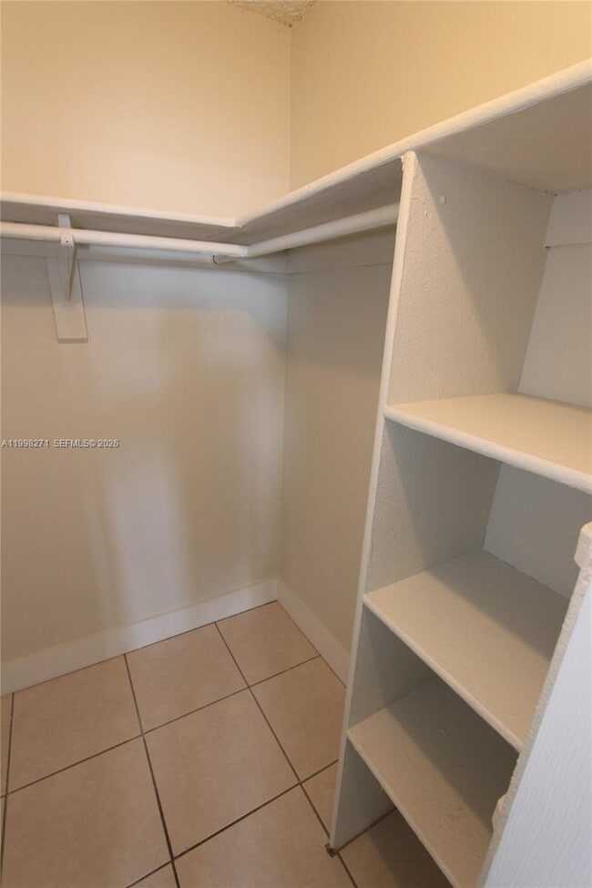 Building Photo - 4550 NW 9th St