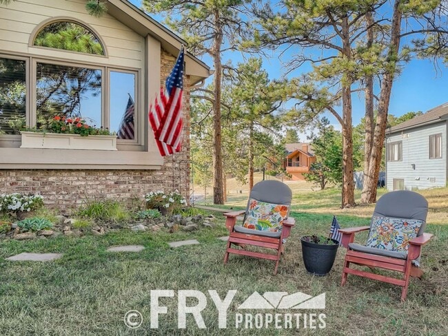 Building Photo - Luxury Rental in Beautiful Colorado Foothills