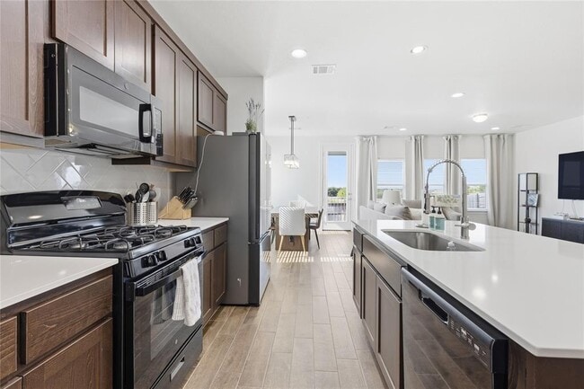 Building Photo - 11320 Comano Dr