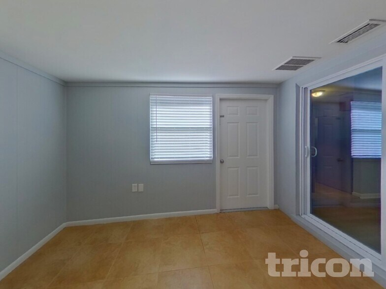 Building Photo - 1701 Audrey Dr