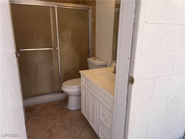 Building Photo - 2198 Capistrano Ave