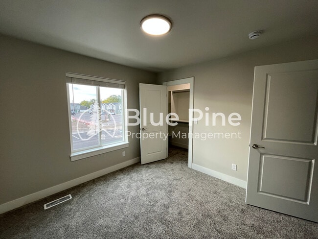 Building Photo - 1622 Hannah Ln