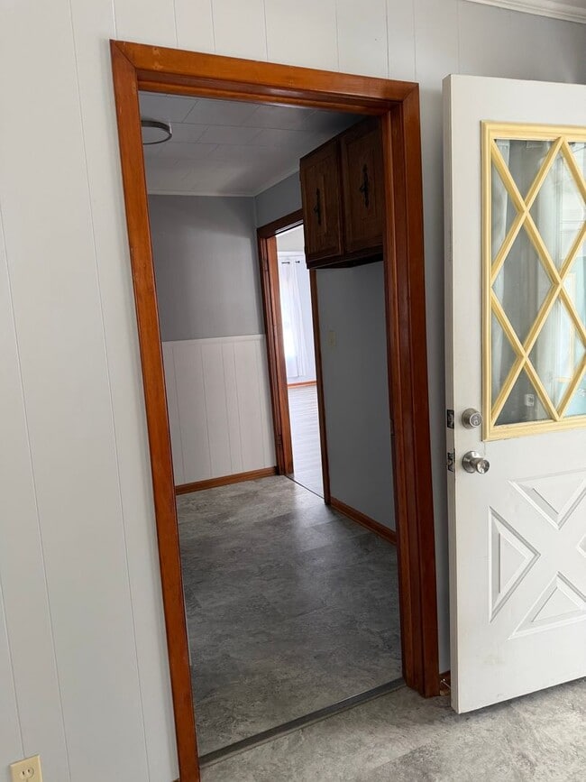 Building Photo - 705 Taylor St