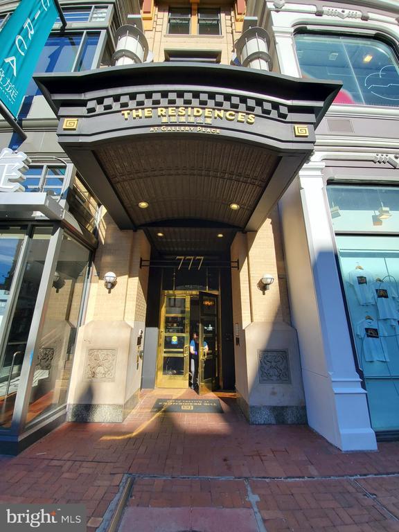 Building Photo - 777 7th St NW
