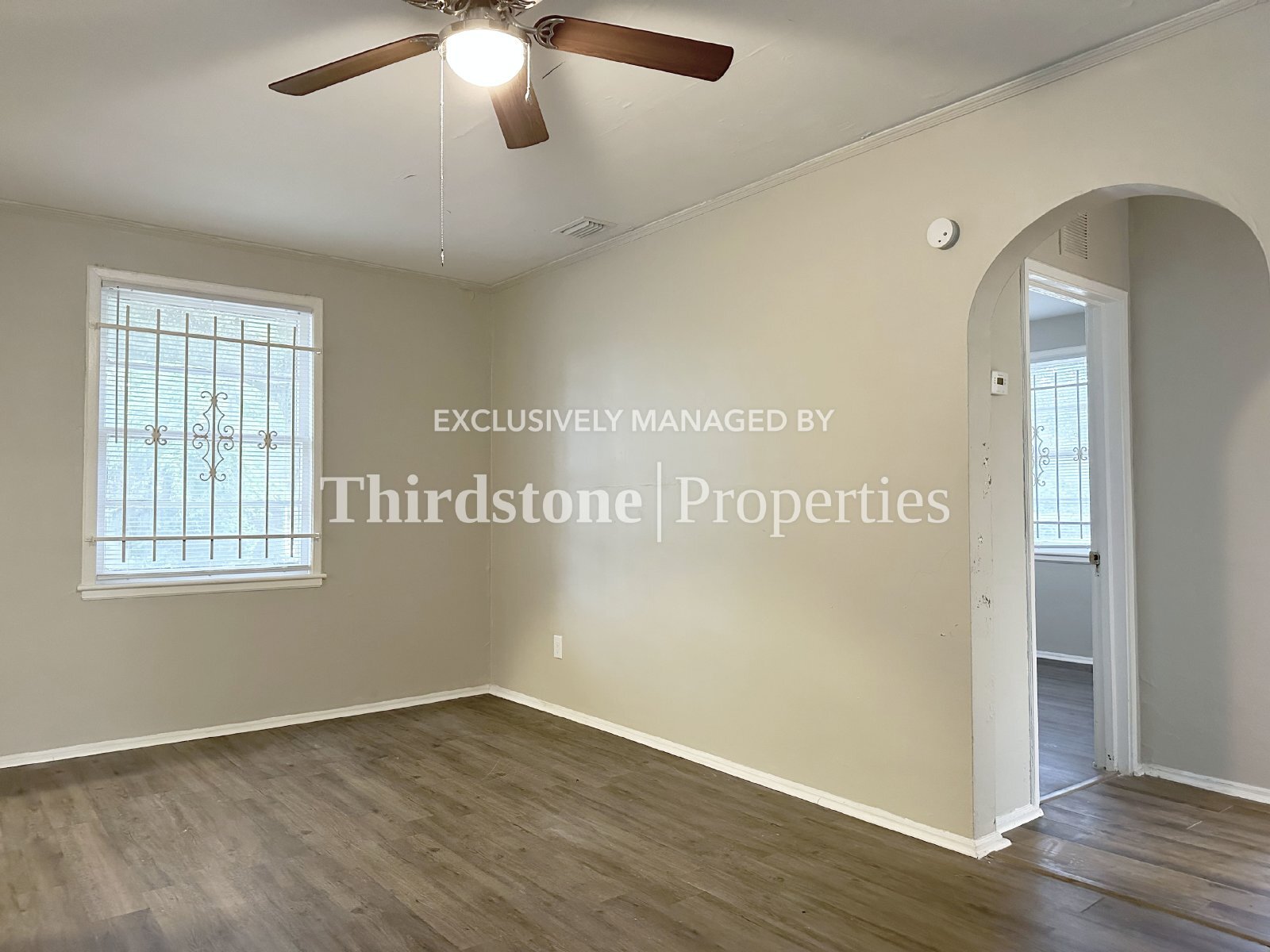 Building Photo - 435 Springfield Ct N