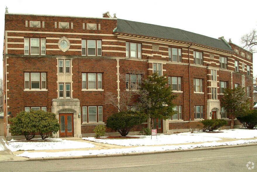 Building Photo - Edanola Apartments
