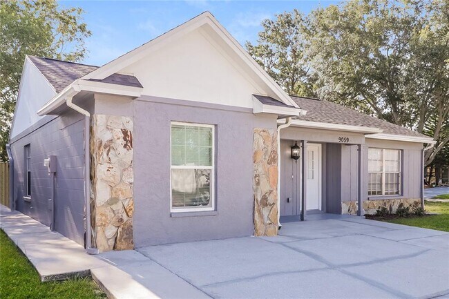 Building Photo - 9059 Dixiana Villa Cir