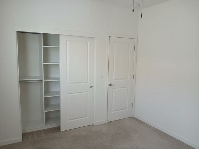 Building Photo - 1284 Warmth Ct