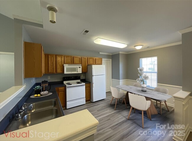 Building Photo - 6421 Sunman Rd