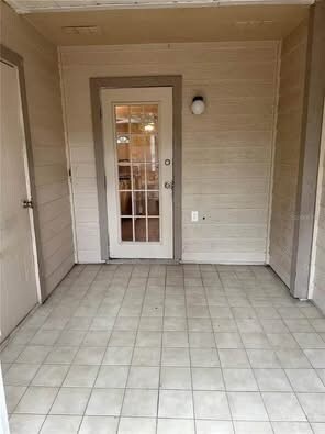 Building Photo - 2105 Fletchers Point Cir