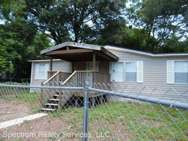 3 br, 2 bath House - 7609 Cocoa Avenue - 7609 Cocoa Ave Jacksonville FL ...