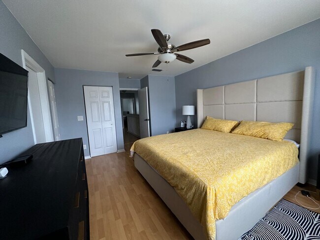 Building Photo - 349 SW 121st Ave