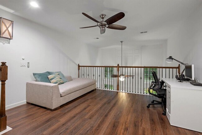 Building Photo - 93 E Stony End Pl