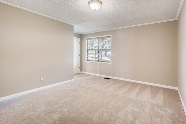 Building Photo - 2274 Turtle Landing