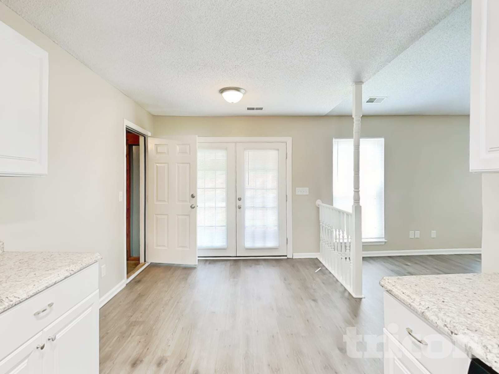 Building Photo - 824 Cedar Break Ct