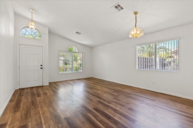 Building Photo - Summerlin North Amazing 3 Bedroom Home wit...