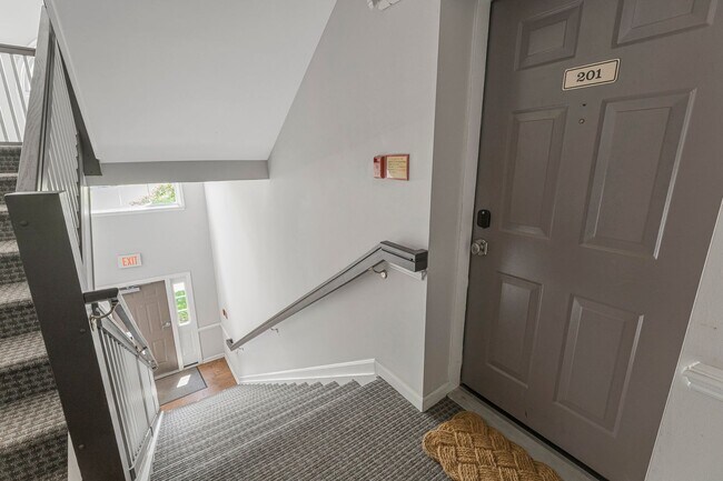Building Photo - Don’t miss your chance to make it yours!