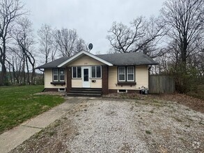 Building Photo - 2 bedroom/2 bath home for $1,100