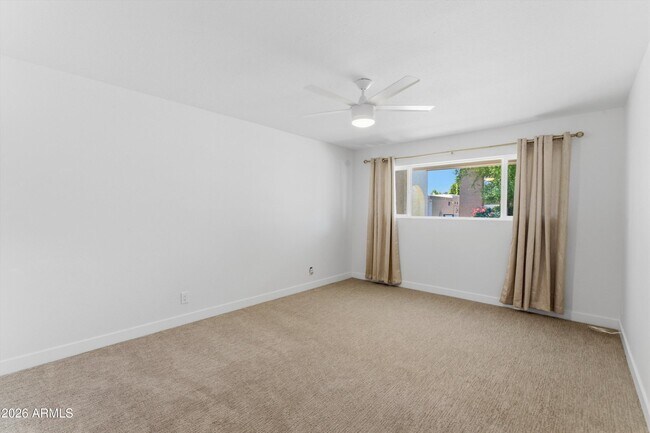 Building Photo - 7308 E Berridge Ln