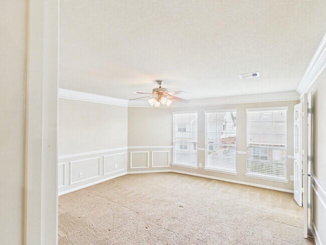 Building Photo - 17143 Deaton Mill Dr