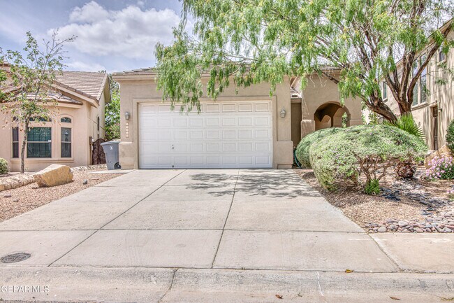 Building Photo - 12217 Sitting Bull Dr