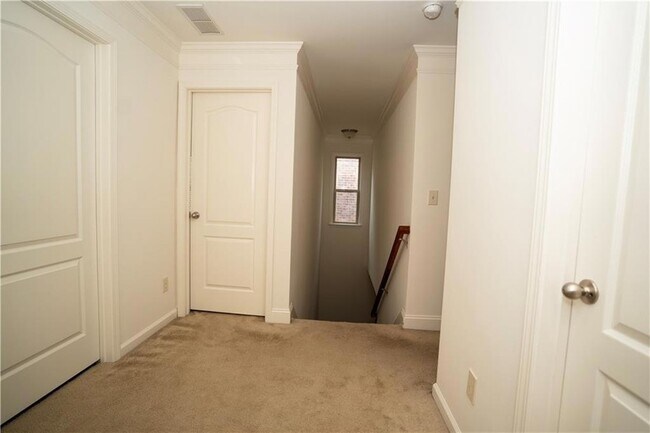 Building Photo - 2412 Harpers Way