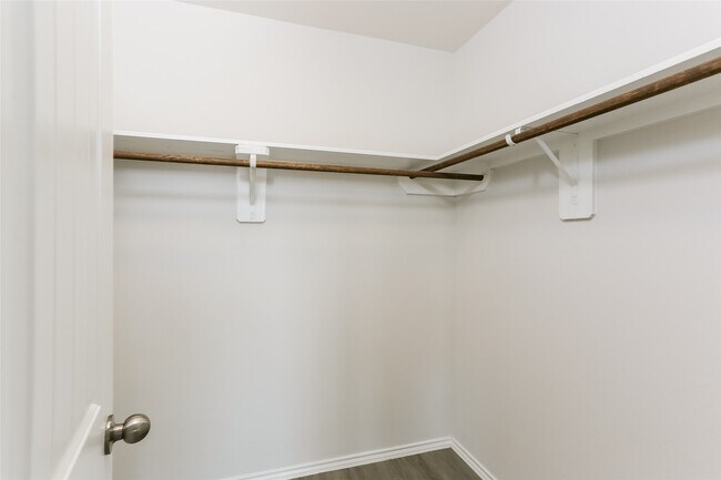 Building Photo - 2626 Camrola Wy