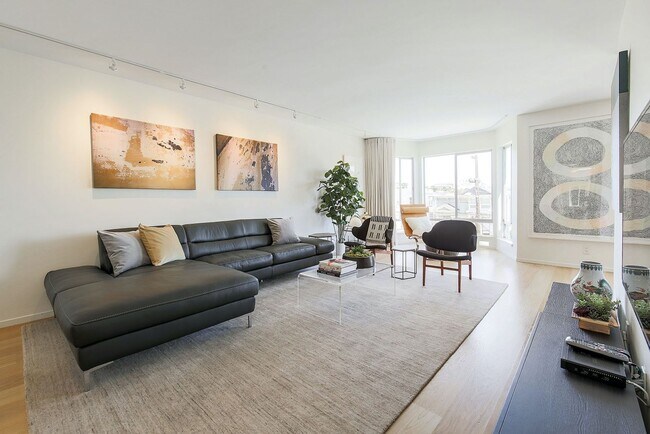 Building Photo - 75 Hancock St