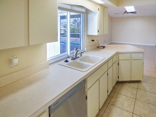 Building Photo - 1438 Sea Fan Dr