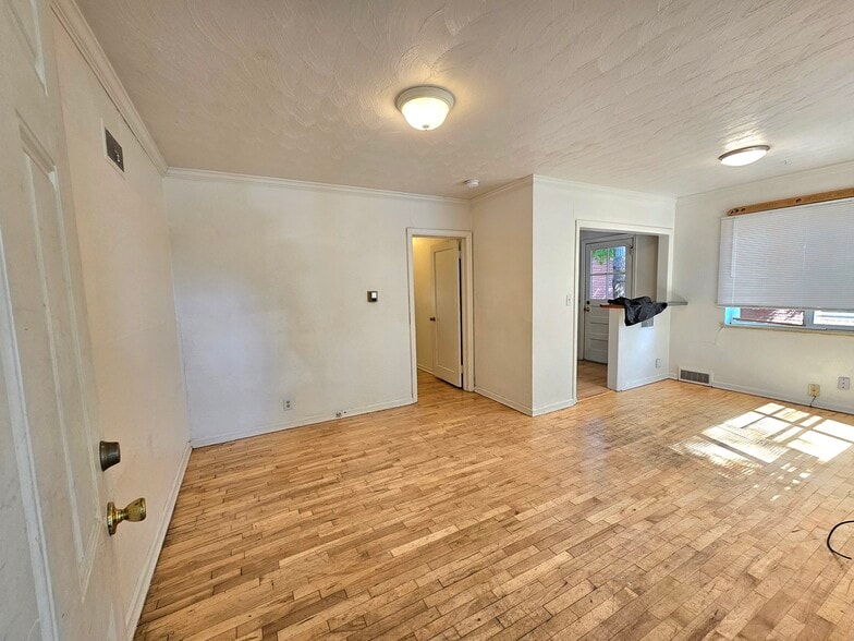 Living room upon entering front entrance - 755 19th St