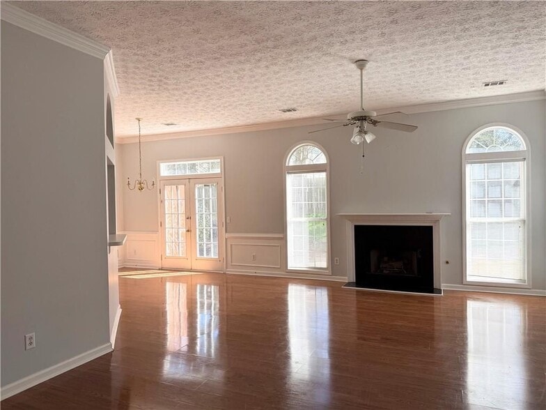 Building Photo - 2830 White Blossom Ln