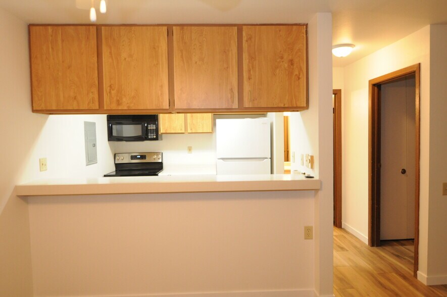 Building Photo - 5313 Brody Dr