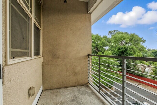 Building Photo - 8073 W 51st Pl