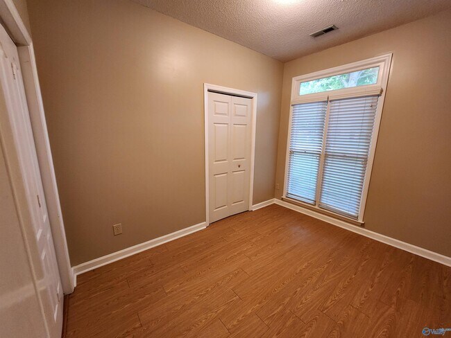 Building Photo - 97 S Interlaken Dr