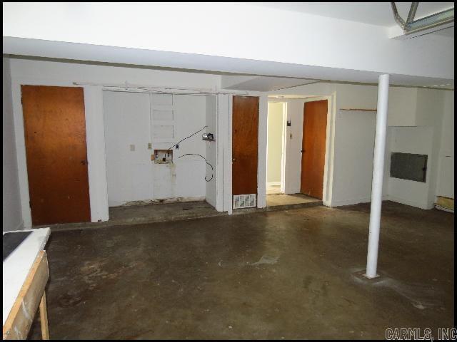 Building Photo - 607 S Market St